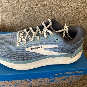 Brooks Ghost Max2/Womens/Size 10